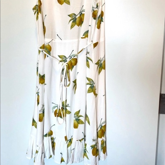 Rails Madison White Lemons Wrap Dress Small - Picture 4 of 8